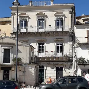 Il Terrazzino Sui Tetti , Modica Italia