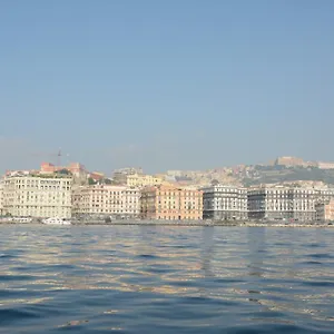 Nazionale 2*, Napoli Italia